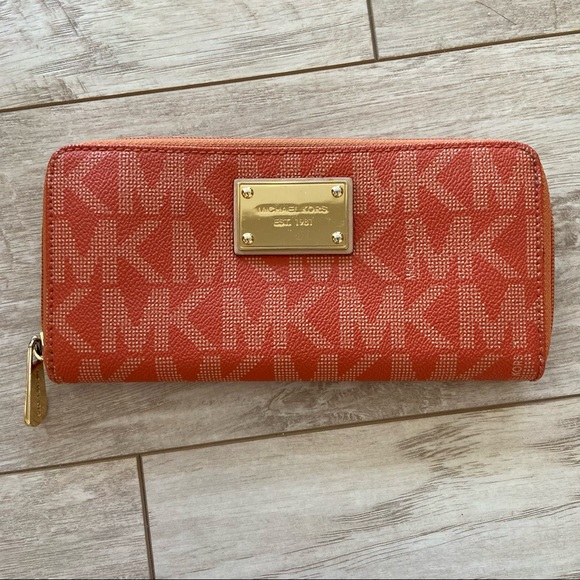 SET of used Michael Kors shoulder bag and wallet - Picture 5 of 6